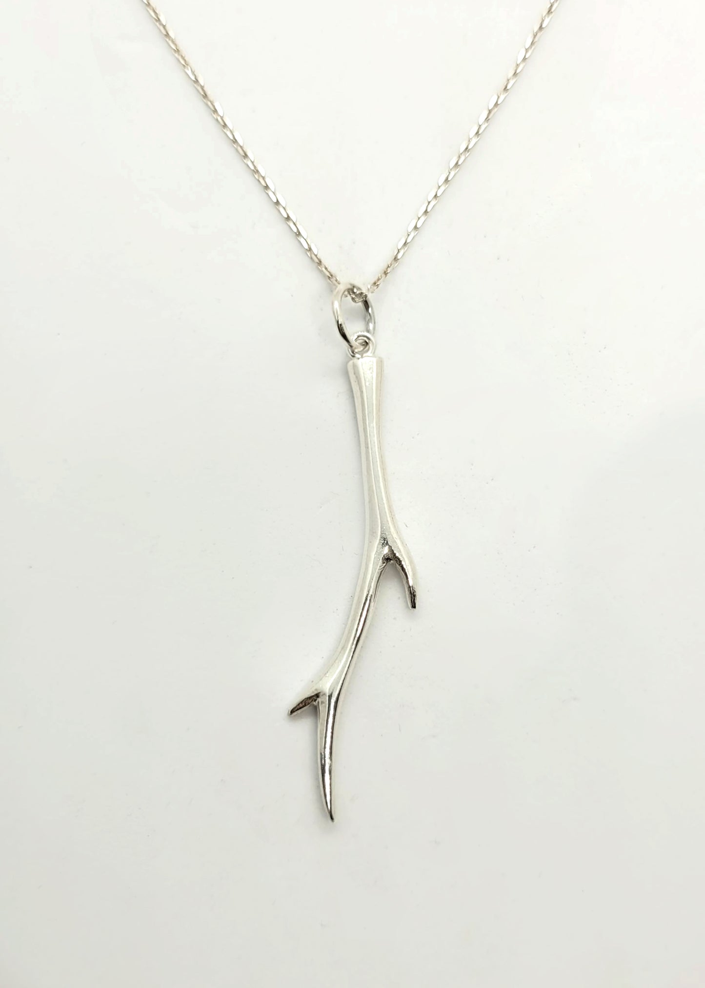 Long branch pendant