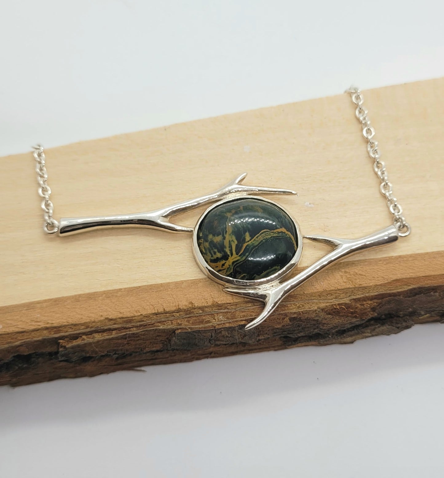 Branches and Gaspésie Jasper Necklace